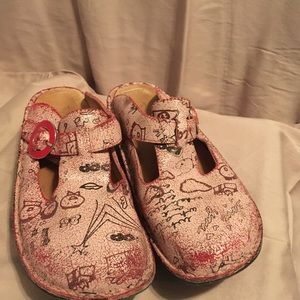 Alegria PG Lite Pink Scribble Mules